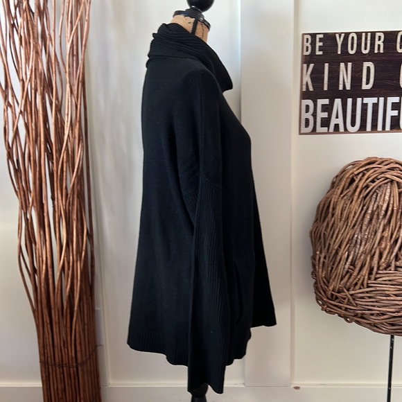 Cyrus Black Cowl Neck Sweater With Pockets - Picture 4 of 10